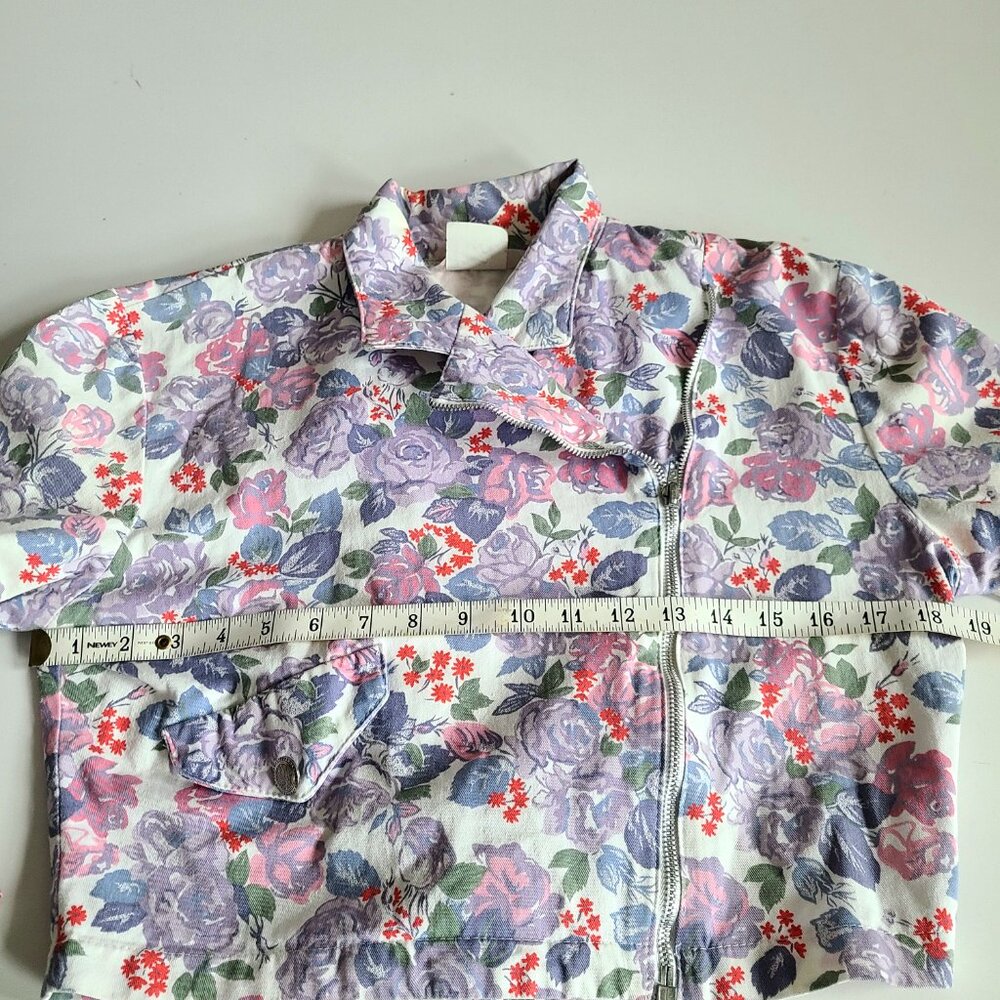 Vintage Atmosphere 100% cotton cropped floral jacket design asymmetrical zipper. - Picture 6 of 11